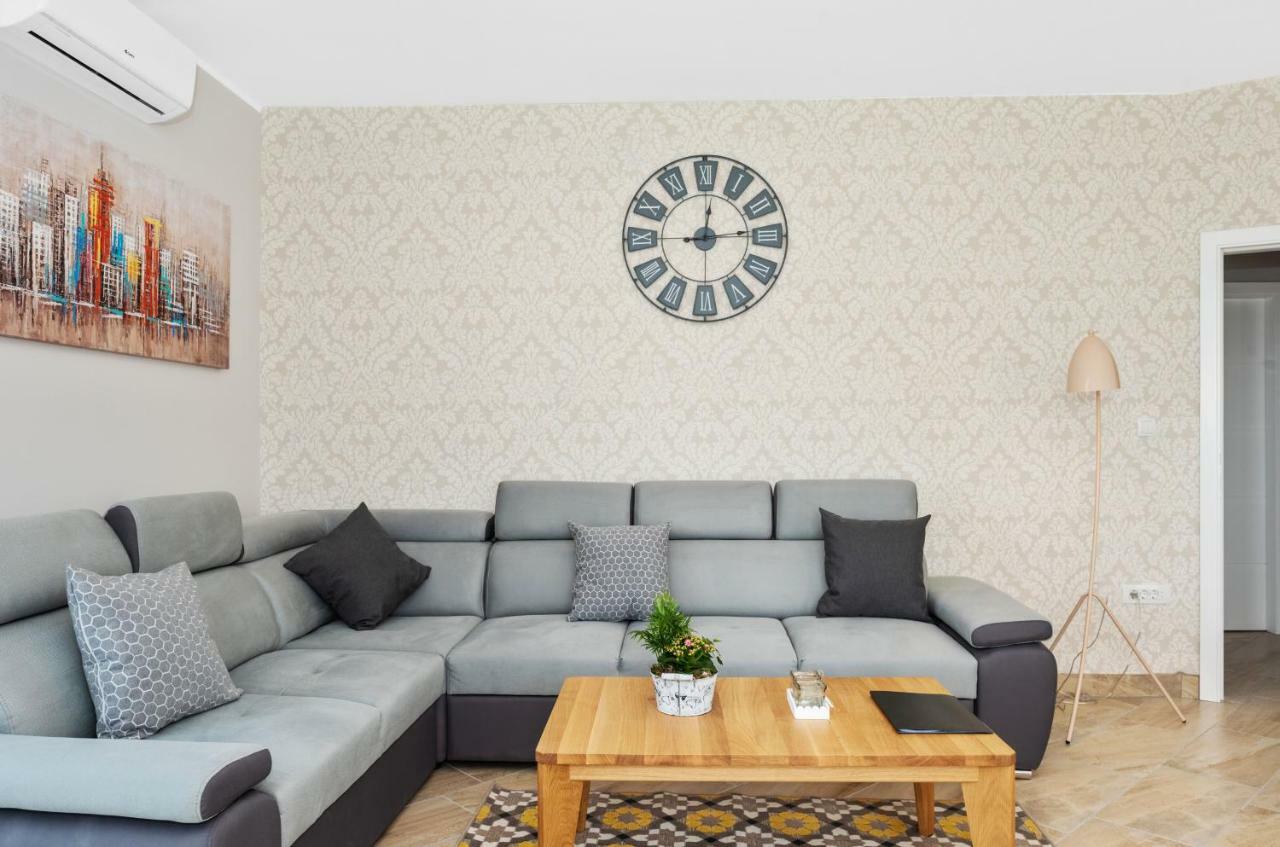 Aaa Anic Amazing Apartments Deluxe Split Dış mekan fotoğraf